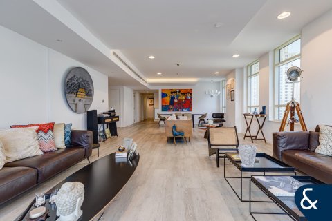 Apartment in AL SAHAB TOWER in Dubai Marina, Dubai 3 bedrooms, 213 sq.m. № 79322 - photo 7