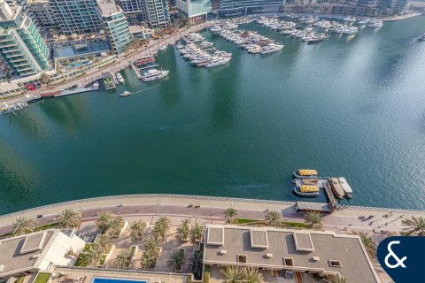 Apartment in AL SAHAB TOWER in Dubai Marina, Dubai 3 bedrooms, 213 sq.m. № 79322 - photo 11