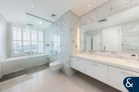 Apartment in SEVENTH HEAVEN in Al Barari, Dubai 2 bedrooms, 271 sq.m. № 79318 - photo 10