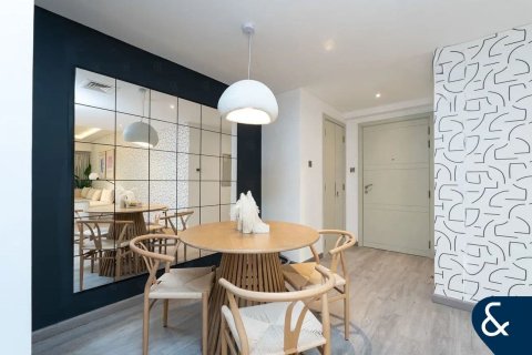 Apartment in 8 BOULEVARD WALK in Downtown Dubai (Downtown Burj Dubai), Dubai 1 bedroom, 130 sq.m. № 79321 - photo 4