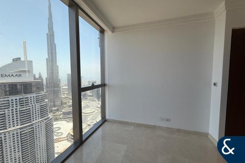 Apartment in BOULEVARD POINT in Downtown Dubai (Downtown Burj Dubai), Dubai 4 bedrooms, 272 sq.m. № 79319 - photo 12