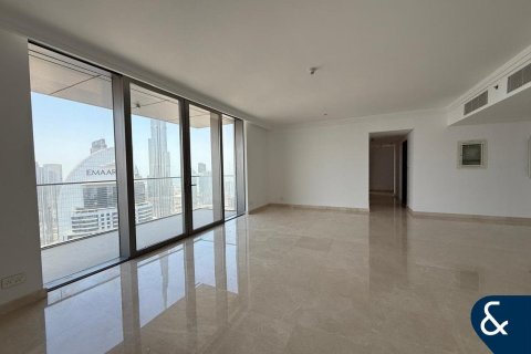 Apartment in BOULEVARD POINT in Downtown Dubai (Downtown Burj Dubai), Dubai 4 bedrooms, 272 sq.m. № 79319 - photo 4