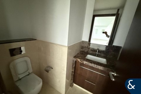 Apartment in BOULEVARD POINT in Downtown Dubai (Downtown Burj Dubai), Dubai 4 bedrooms, 272 sq.m. № 79319 - photo 22