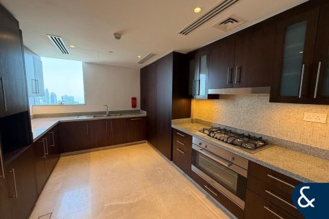 Apartment in BOULEVARD POINT in Downtown Dubai (Downtown Burj Dubai), Dubai 4 bedrooms, 272 sq.m. № 79319 - photo 6