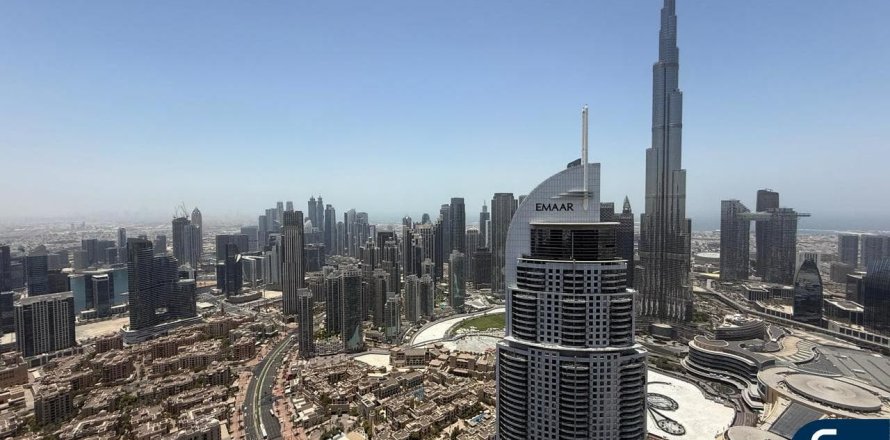 Apartment in BOULEVARD POINT in Downtown Dubai (Downtown Burj Dubai), Dubai 4 bedrooms, 272 sq.m. № 79319