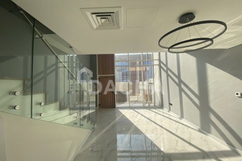 Townhouse in Dubai Land, Dubai 1 bedroom, 103 sq.m. № 135278 - photo 2