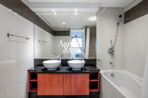 Apartamento en DIFC, Dubai, 2 dormitorios, 179 m², № 135270 - foto 2
