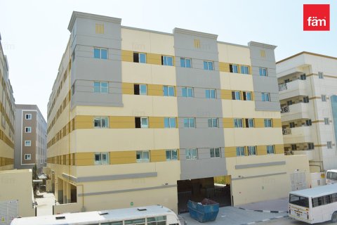 Купить общежитие для рабочих в Джабаль-Али, Дубай: 6847.3м², № 17048 - фото 1