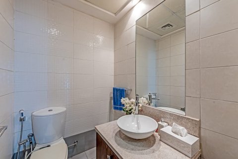 Купить квартиру в Executive Towers, Бизнес-Бэй, Дубай: 3 спальни, 2197.04м², № 780 - фото 6