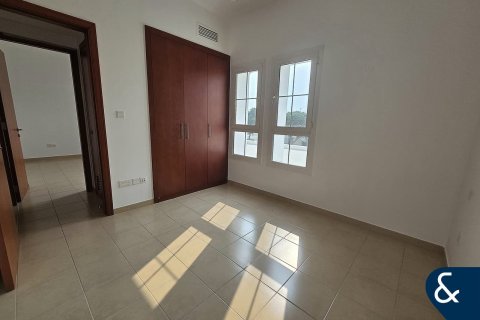 Снять в аренду виллу в Ghadeer, The Lakes, Дубай: 3 спальни, 431м², № 79208 - фото 10