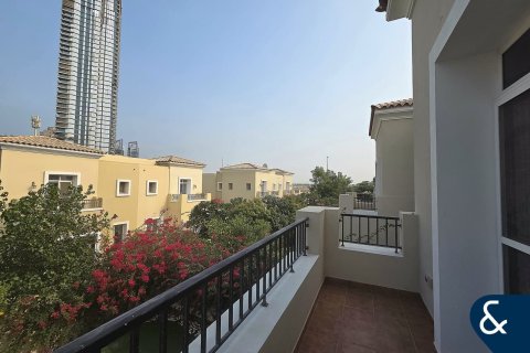 Снять в аренду виллу в Ghadeer, The Lakes, Дубай: 3 спальни, 431м², № 79208 - фото 14