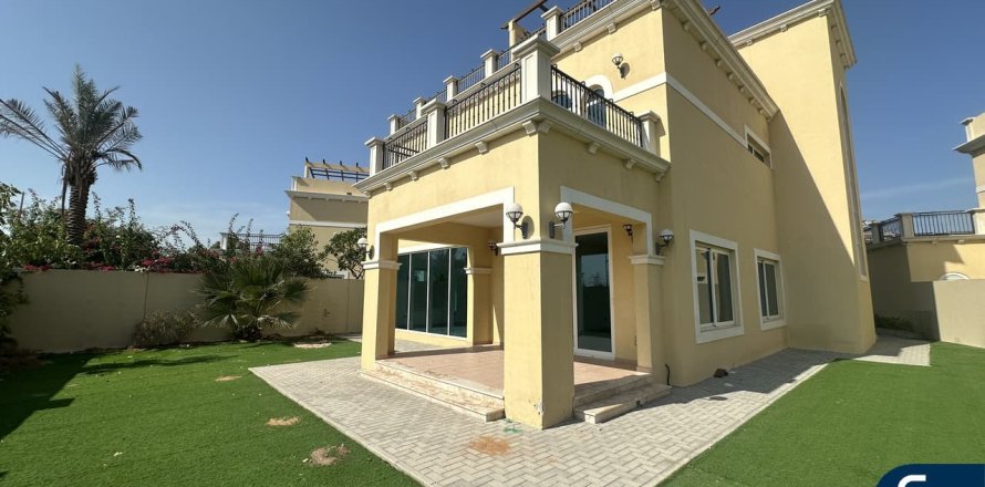 Вилла в Legacy Nova Villas, Jumeirah Park, Дубай, 4 спальни, 611м², № 79212