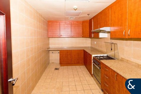 Снять в аренду квартиру в Джумейра Лейк Тауэрс, Дубай: 2 спальни, 122м², № 79206 - фото 10