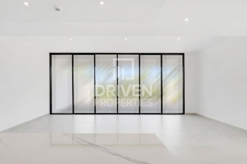Villa in District One, Mohammed Bin Rashid City, Dubai 4 bedrooms, 289.49 sq.m. № 126664 - photo 2