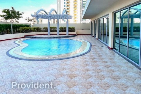 Apartment in The Views, Dubai 3 bedrooms, 187.4 sq.m. № 2867 - photo 30