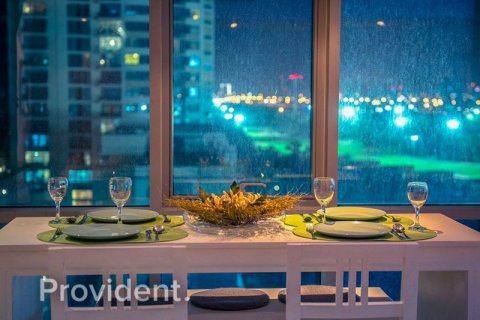 Apartment in The Views, Dubai 3 bedrooms, 187.4 sq.m. № 2867 - photo 18