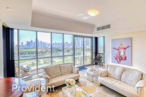 Apartment in The Views, Dubai 3 bedrooms, 187.4 sq.m. № 2867 - photo 25