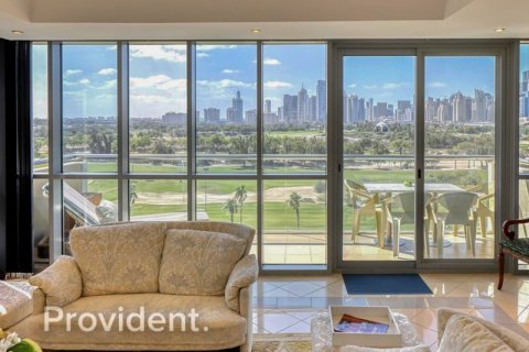 Apartment in The Views, Dubai 3 bedrooms, 187.4 sq.m. № 2867 - photo 24