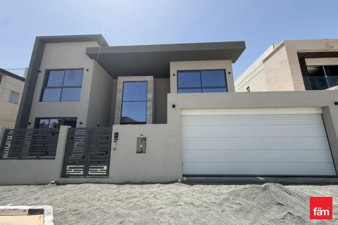 Villa en Al Furjan, Dubai, 5 dormitorios, 613.7 m², № 137884
