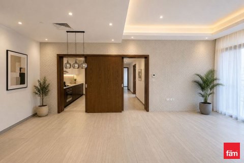 Apartment in Dubai 2 bedrooms, 130.2 sq.m. № 111425 - photo 10