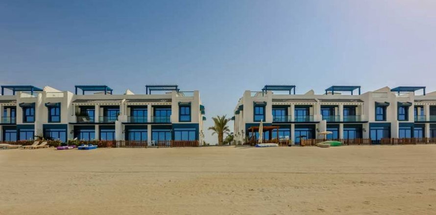 Villa à Palm Jumeirah, Dubai, 5 chambres, 313.9 m², № 111435