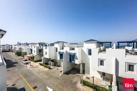 Villa à Palm Jumeirah, Dubai, 5 chambres, 313.9 m², № 111435 - photo 2