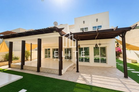 فيلا في Meadows, دبي 4 غرف نوم, 332 م² رقم 121615 - صورة 3