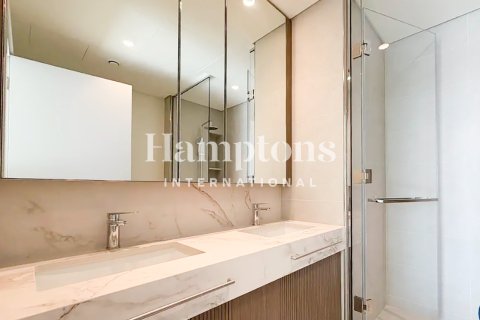 Apartment in Dubai Harbour, Dubai 2 bedrooms, 119.28745200 sq.m. № 94393 - photo 9