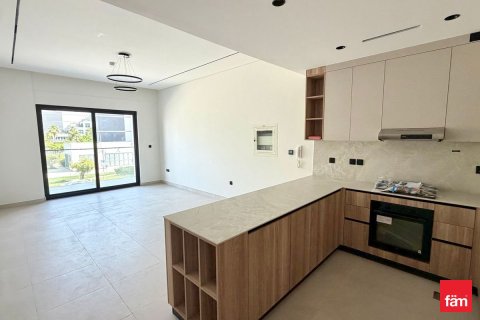 Apartment in Dubai Studio City, Dubai 2 bedrooms, 117.1 sq.m. № 109222 - photo 4
