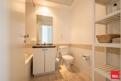 Townhouse in Dubai 3 bedrooms, 231.3 sq.m. № 109154 - photo 14