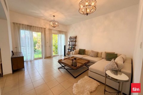 Townhouse in Dubai 3 bedrooms, 231.3 sq.m. № 109154 - photo 2