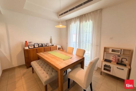 Townhouse in Dubai 3 bedrooms, 231.3 sq.m. № 109154 - photo 7