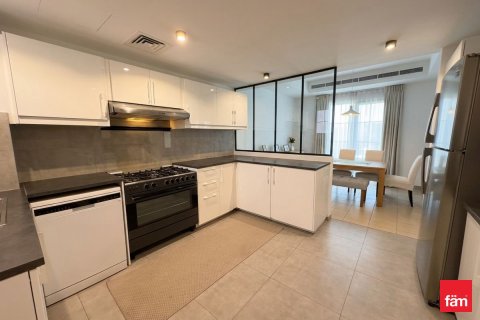 Townhouse in Dubai 3 bedrooms, 231.3 sq.m. № 109154 - photo 5