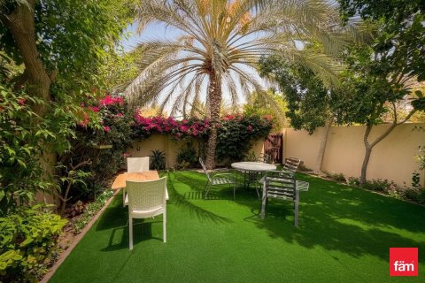 Townhouse in Dubai 3 bedrooms, 231.3 sq.m. № 109154