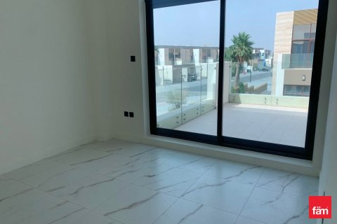 Townhouse in Dubai 4 bedrooms, 295 sq.m. № 113013 - photo 10