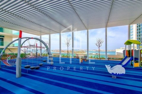 Apartment in EMAAR Beachfront, Dubai Harbour, Dubai 2 bedrooms, 120 sq.m. № 38752 - photo 30