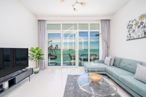 Apartment in EMAAR Beachfront, Dubai Harbour, Dubai 2 bedrooms, 120 sq.m. № 38752 - photo 5