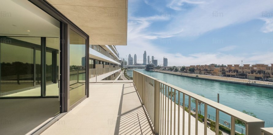Apartamento en Dubai, 4 dormitorios, 331.1 m², № 89229