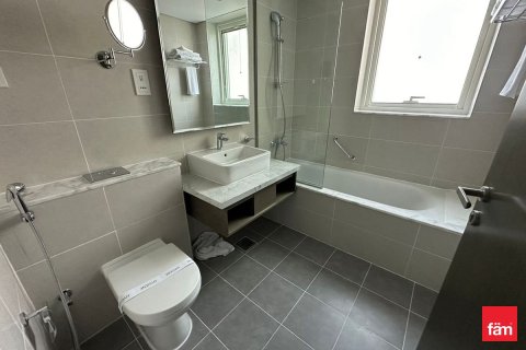Снять в аренду квартиру в Бизнес-Бэе, Дубай: 2 спальни, 111.5м², № 112427 - фото 8