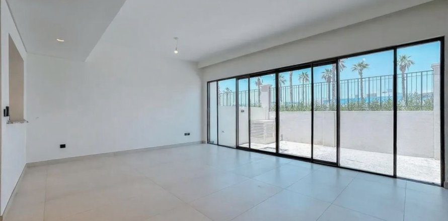 Maison de ville à Dubai, 4 chambres, 144 m², № 112430