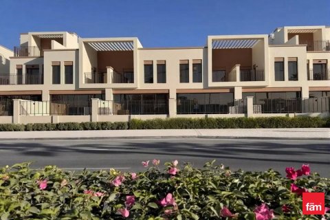 Maison de ville à Dubai, 4 chambres, 144 m², № 112430 - photo 3