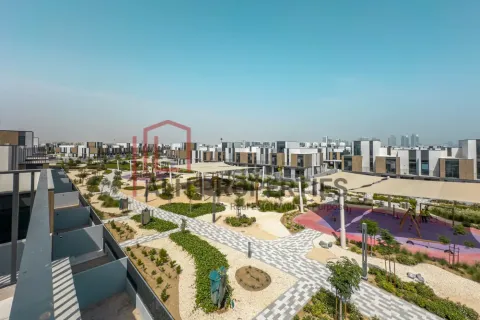 Таунхаус в Мудоне, Дубай, 3 спальни, 168м², № 92845
