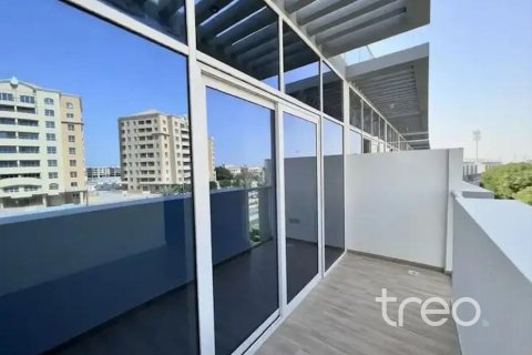 Villa in Dubai 4 bedrooms, 263.19 sq.m. № 136264 - photo 2