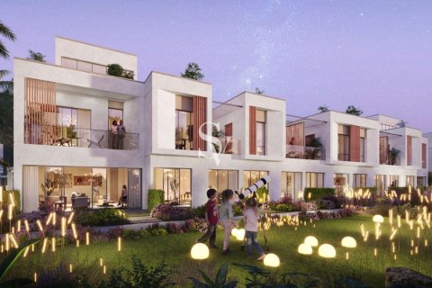 Таунхаус в Дубай Инвестмент Парке, Дубай, 4 спальни, 147м², № 124148