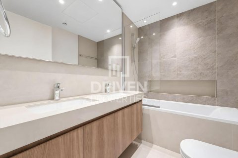 Apartment in Zabeel, Dubai 2 bedrooms, 101.36 sq.m. № 128490 - photo 12