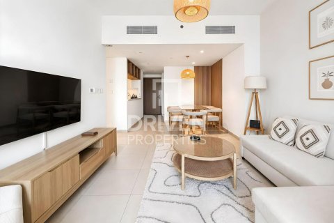 Apartment in Zabeel, Dubai 2 bedrooms, 101.36 sq.m. № 128490 - photo 2