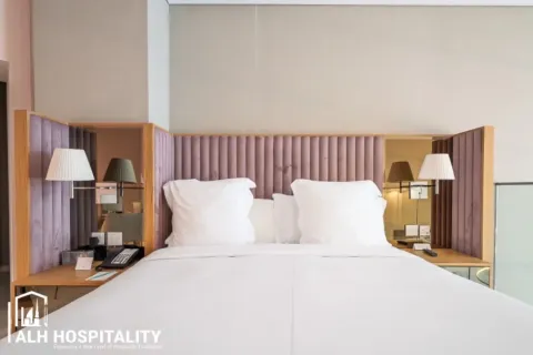 Hotel Apartment in Business Bay, Dubai 1 bedroom, 102 sq.m. № 92761 - photo 8