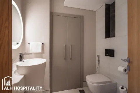 Hotel Apartment in Business Bay, Dubai 1 bedroom, 102 sq.m. № 92761 - photo 20