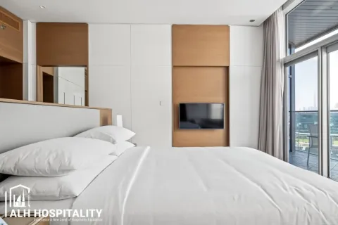 Hotel Apartment in Deira, Dubai 1 bedroom, 102 sq.m. № 92767 - photo 11