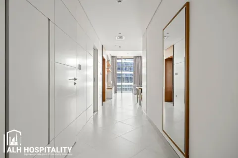 Hotel Apartment in Deira, Dubai 1 bedroom, 102 sq.m. № 92767 - photo 14